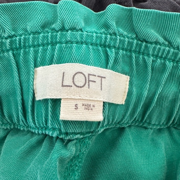 LOFT Women's Cargo Shorts - Green, Gray, Black - Picture 3 of 3
